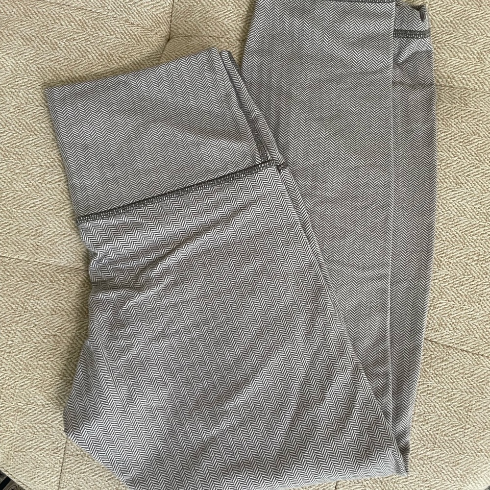 Gray lululemon leggings